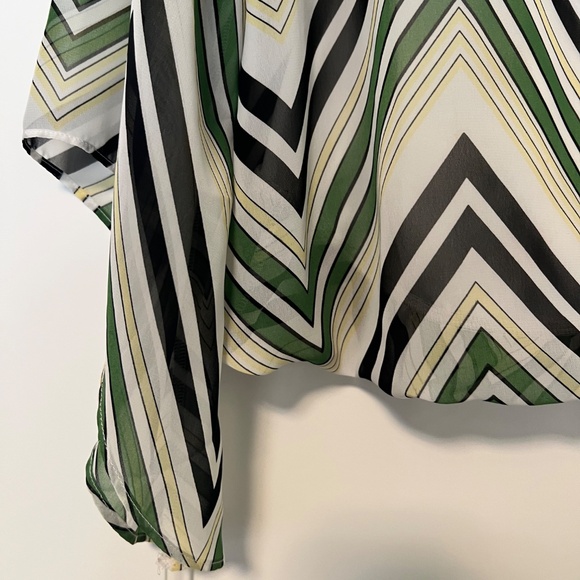 Alfani lightweight striped w/ cami-layer summer blouse - Picture 2 of 7